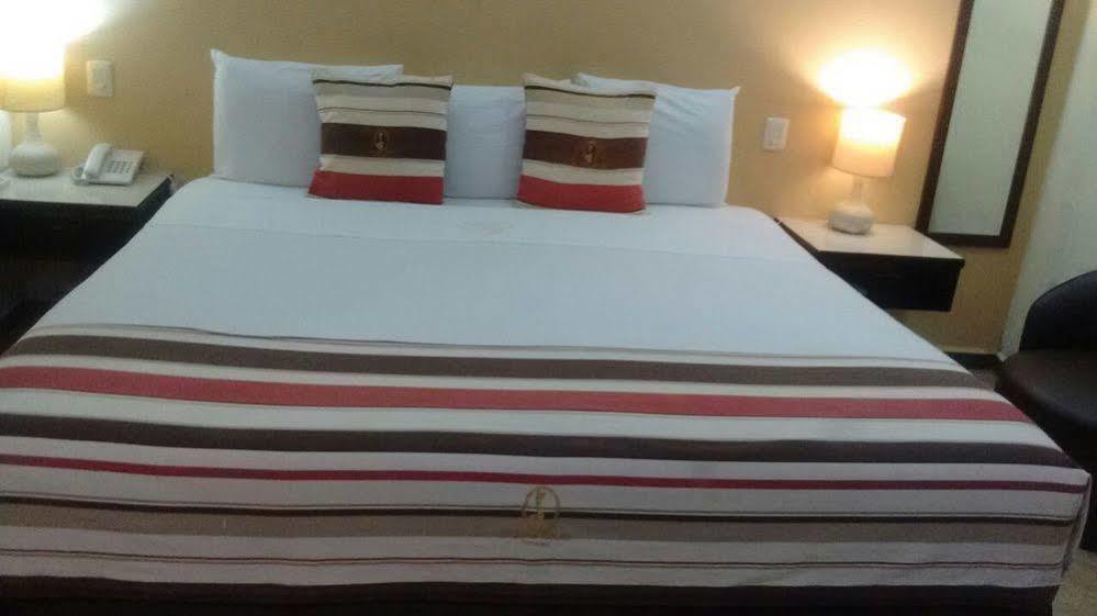 Madero Suites Coatzacoalcos Zewnętrze zdjęcie